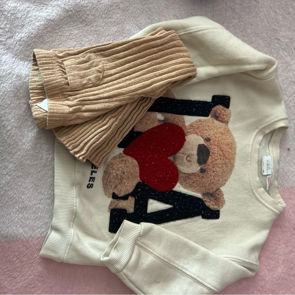 Kids Cream Bear Print Sweatshirt